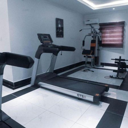 Pasadena Suites Леккі Екстер'єр фото
