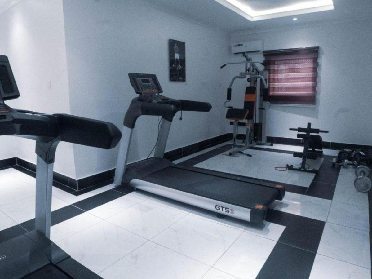 Pasadena Suites Леккі Екстер'єр фото