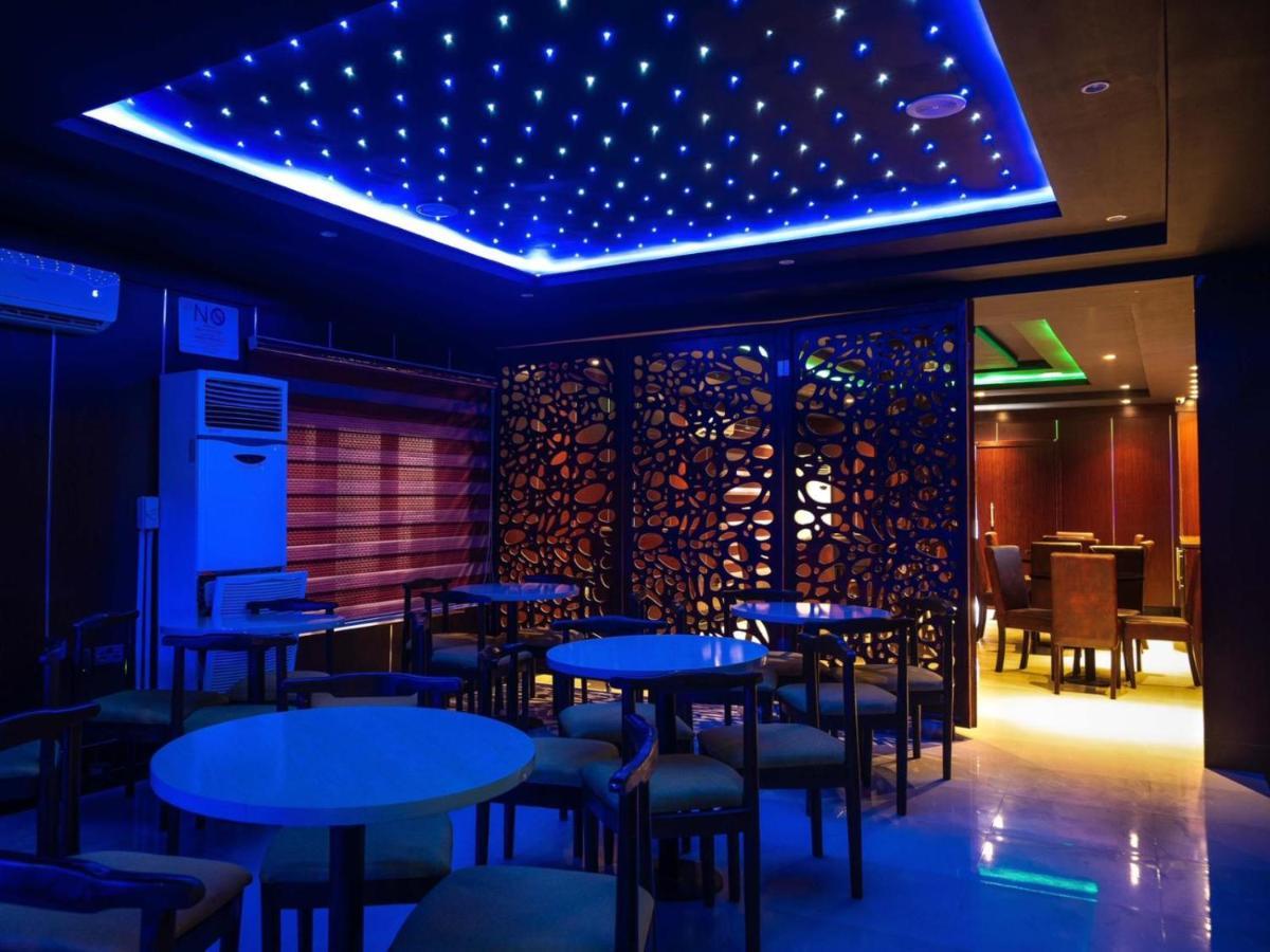 Pasadena Suites Леккі Екстер'єр фото
